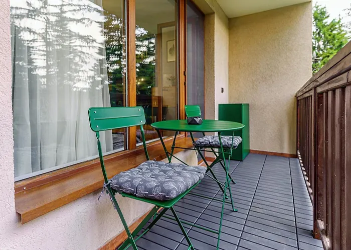 アパート Mursala パンポロボ